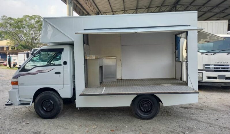 2015/16 Inokom Food Truck / Cargo 10’1 Low mileage 48k full