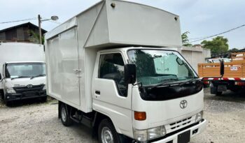 2006 Toyota Rebuild LY201 Luton 9’6 full