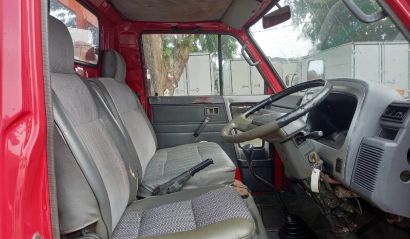 2004 Daihatsu Delta V58R Kargo Am 10’4 Sell As Condition!!! full
