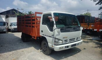2013 Isuzu NPR71ULHT Kargo With Tail Lift 13’8 full