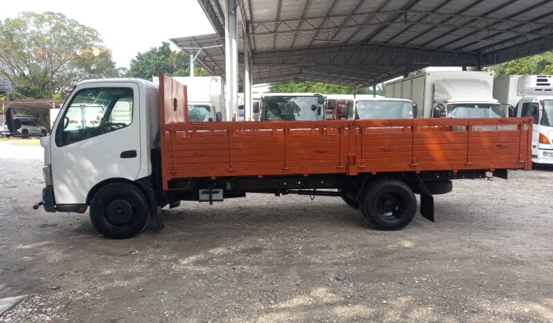 2013 Hino WU720 Kargo Am 17′ full