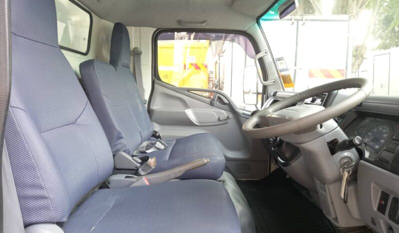 2016/17 Mitsubishi Fuso FE83PG Aluminium Box 17′ full