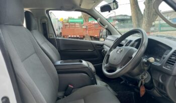 2014 Toyota Hiace Window Van 2.5 (D) full