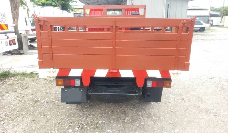 2009 Mitsubishi Fuso FB511B Kargo Am 10’4 full