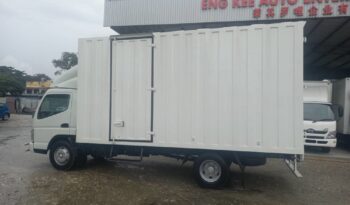2014 Mitsubishi Fuso FE85PG Corrugated Box 16’8 full