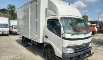 2011 Hino WU410R Aluminium Box  14’10 full