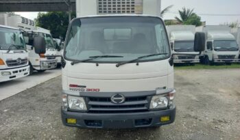 2014 Hino WU302R Freezer Box 10’3 (TEMP -10°C) full