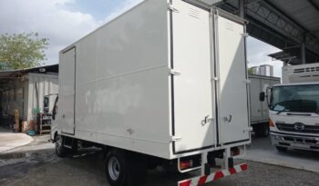 2016/17 Hino XZU720R Aluminium Box 17′ full