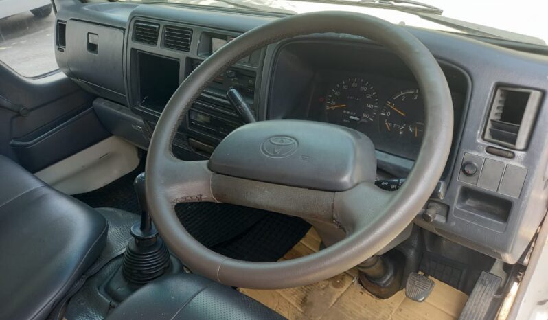 2012 Toyota Rebuild LY211 Double Cab Alu Box 7’4 (6 wheelers) Sell As Condition full