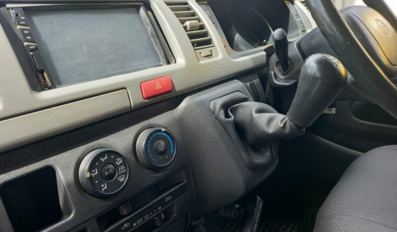2012 Toyota Hiace Window Van 2.5 (D) full