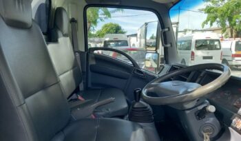 2018 Isuzu NLR77UEE Corrugated Box 10′ (1 LHS Door ) full