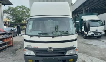 2010 Hino XZU423R Corrugated Box 16’9 (2 LHS Door) full