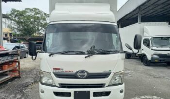 2016 Hino WU720R Aluminium Box (2 LHS Door )17′ full