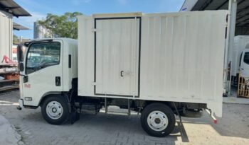 2018 Isuzu NLR77UEE Corrugated Box 10′ (1 LHS Door ) full