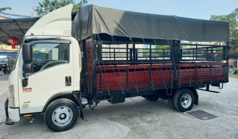 2019 Isuzu NPR81UKH Wooden Cargo Am 16′ Top Condition full