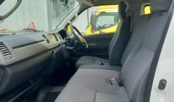 2012 Toyota Hiace Window Van 2.5 (D) full