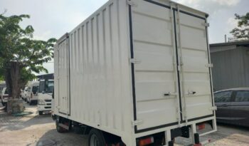 2021 Hino XZC710R Corrugated Box 15′ ( 1 LHS Door) Low Mile full