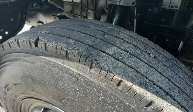 2013 Isuzu NPR71ULHT Fiber Box 14’6 (1 RHS Door) full