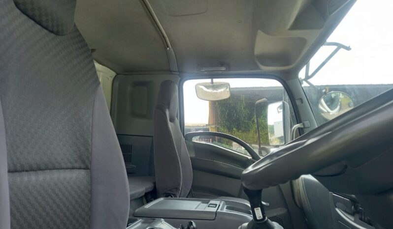 2014/15 Isuzu GXR77VU Trailer Corrugated Box 41′ full