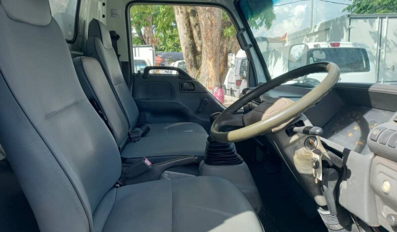 2011/12 Isuzu NPR66ULH Aluminium Box 14’6 (2 RHS Door & 2 LHS Door) full