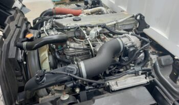 2021 Isuzu NPR81UKH Corrugated Box 17′ (2 LHS Door) TipTop Condition full