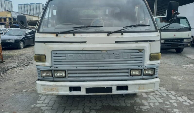 1997 Daihatsu DELTA V116-HA Kargo Am 14’2 Sell As Condition full