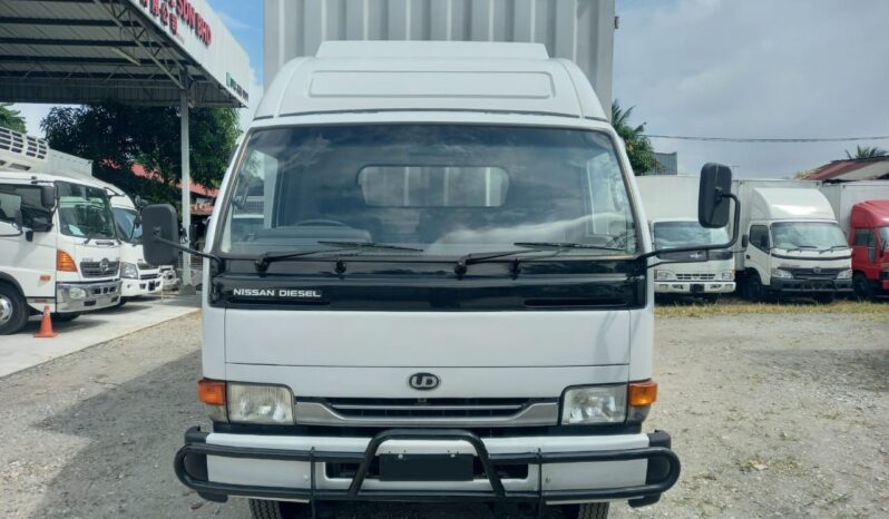 2010 Nissan YU41T5 (UBS ) Corrugated Box 17’2 Sell As Condition full