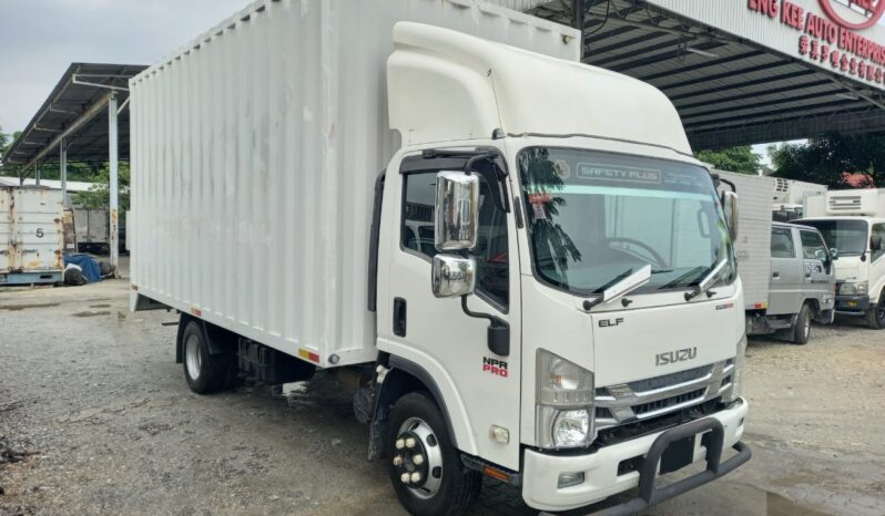 2021 Isuzu NPR81UKH Corrugated Box 17′ (2 LHS Door) TipTop Condition full