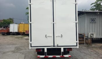 2016 Isuzu NPR71UKH Alu Box 16’8 (1 LHS Door) full