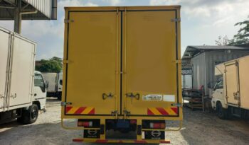 2022 Hino XZC710R Luton Box 15′ (1LHS DOOR) Low Mile full