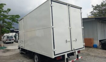 2016 Isuzu NPR71UKH Alu Box 16’8 (1 LHS Door) full