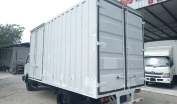 2010 Nissan YU41T5 (UBS ) Corrugated Box 17’2 Sell As Condition full