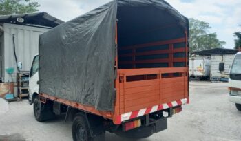 2014 Hino WU302R Kargo Am 10’4 full