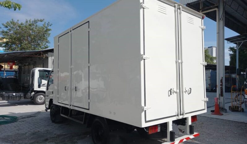 2011/12 Isuzu NPR66ULH Aluminium Box 14’6 (2 RHS Door & 2 LHS Door) full