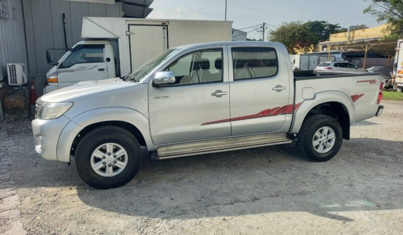 2013 Toyota HILUX 2.5 G AT (D) full