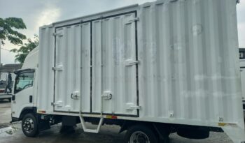 2021 Isuzu NPR81UKH Corrugated Box 17′ (2 LHS Door) TipTop Condition full