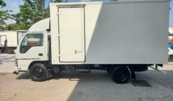 2013 Isuzu NPR71ULHT Fiber Box 14’6 (1 RHS Door) full