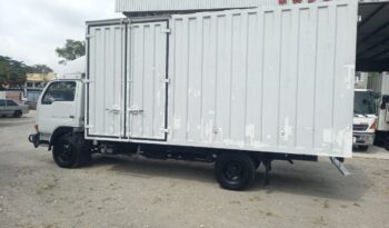2010 Nissan YU41T5 (UBS ) Corrugated Box 17’2 Sell As Condition full