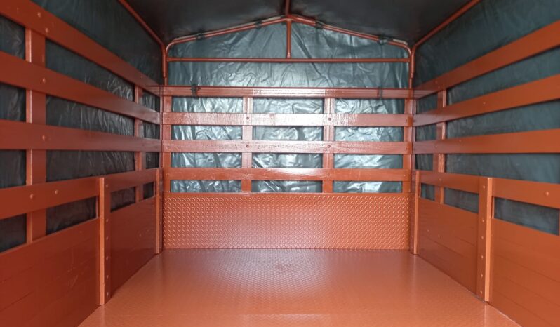 2014 Hino WU302R Kargo Am 10’4 full