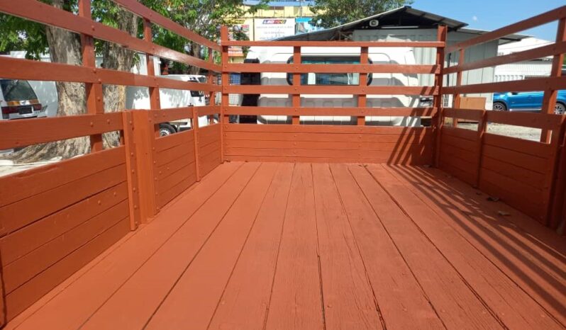 2013/14 Isuzu NPR66ULH Kargo Am 14’5 full