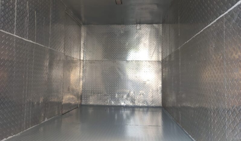2013 Isuzu NPR71ULHT Fiber Box 14’6 (1 RHS Door) full