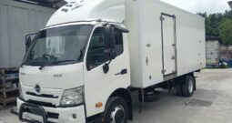 2023 Hino XZC730R Freezer Box 17′ (1 LHS Door) TipTop Condition