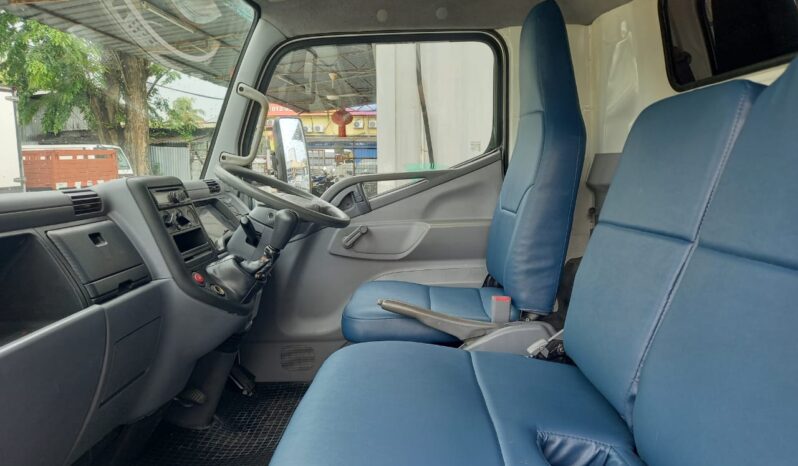 2016/17 Mitsubishi Fuso FE83PG Fiber Box 16’10 full