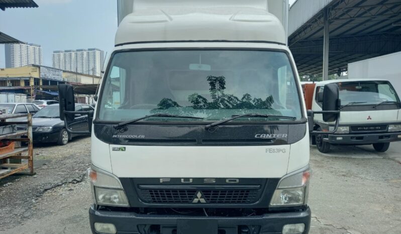 2016/17 Mitsubishi Fuso FE83PG Fiber Box 16’10 full