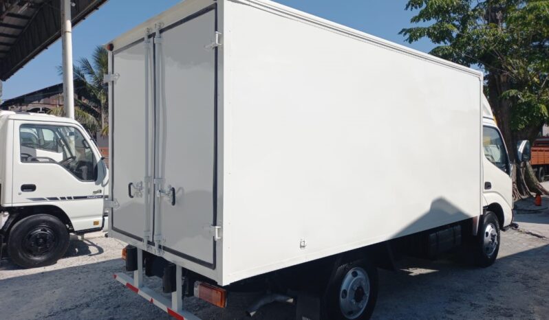 2009 Hino WU300R (UBS) Fiber Box 13′ (1 LHS Door) full