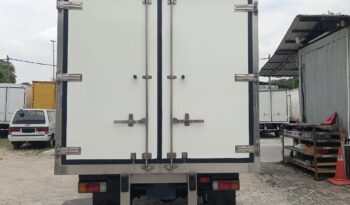 2023 Hino XZC730R Freezer Box 17′ (1 LHS Door) TipTop Condition full
