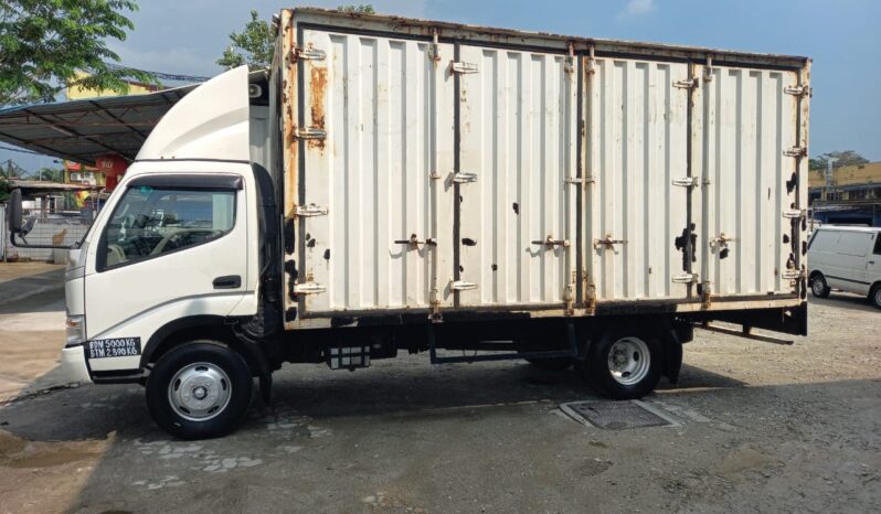 2007/08 Hino WU410R (UBS) Corrugated Box 17′ Sell As Condition full