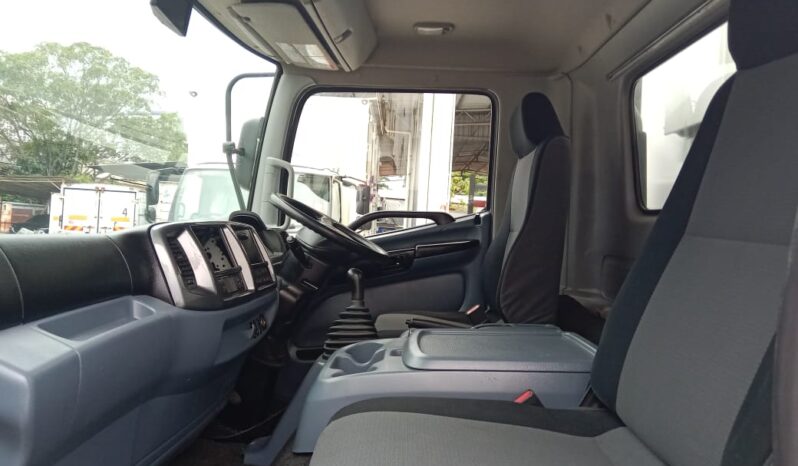 2025 New Rebuilt Hino FC7 Refrigerated Box 20′ (Unregister) full