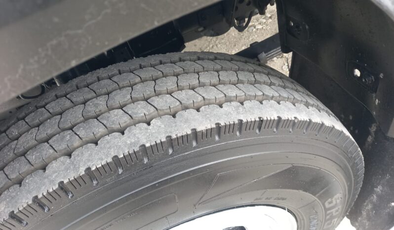 2015 Isuzu NPR75UKH-C (UBS) Kargo Am 21′ full