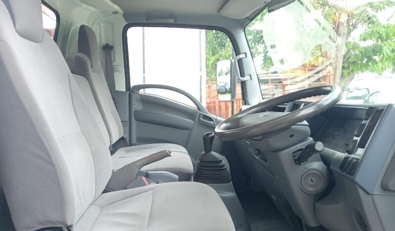 2015 Isuzu NPR75UKH-C (UBS) Kargo Am 21′ full